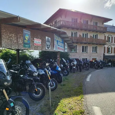 מלון Belvedere Relais Motos 3*